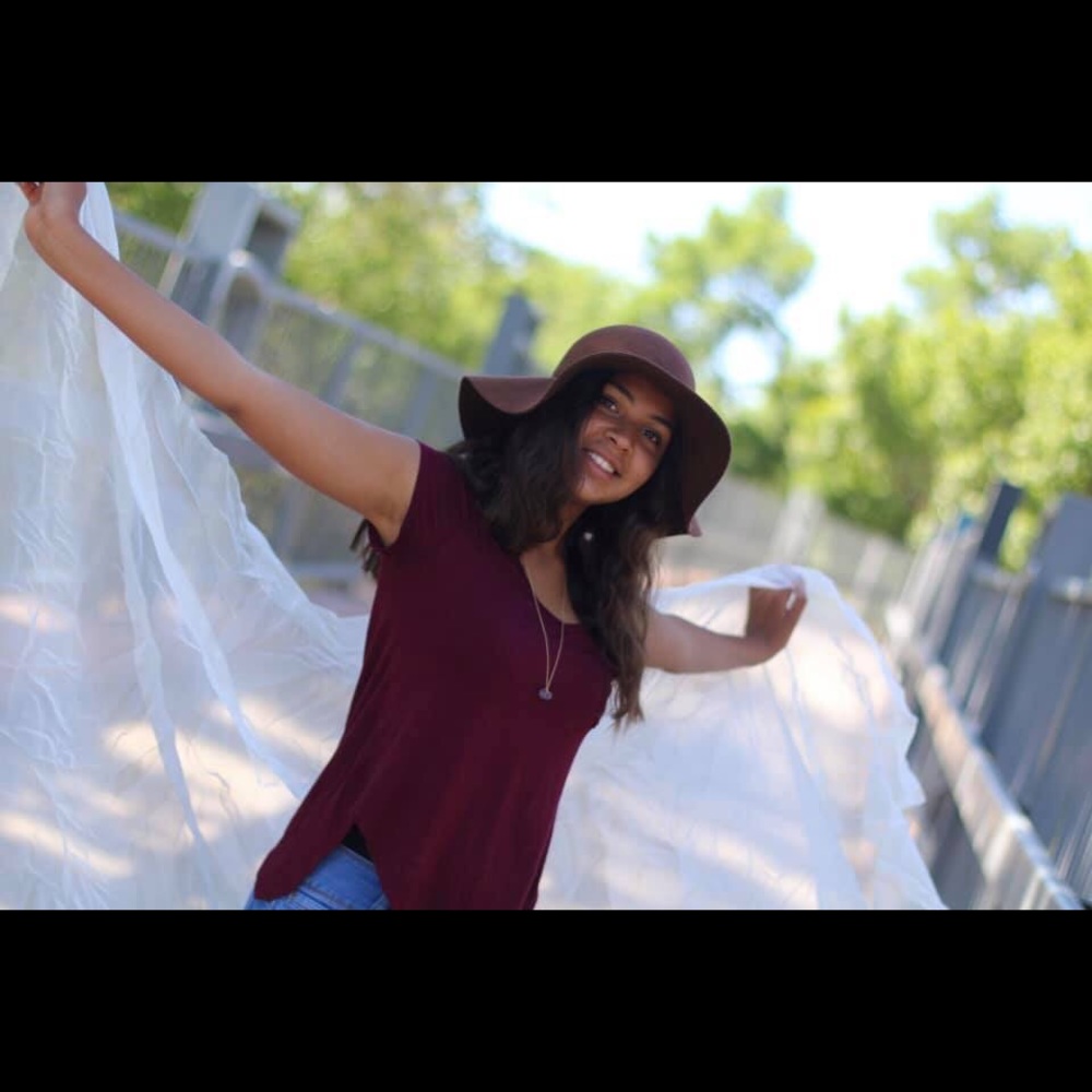 Meet your Posher, Anna